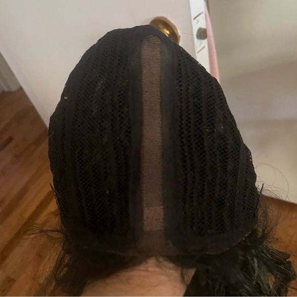 Wig - Picture 2 of 6